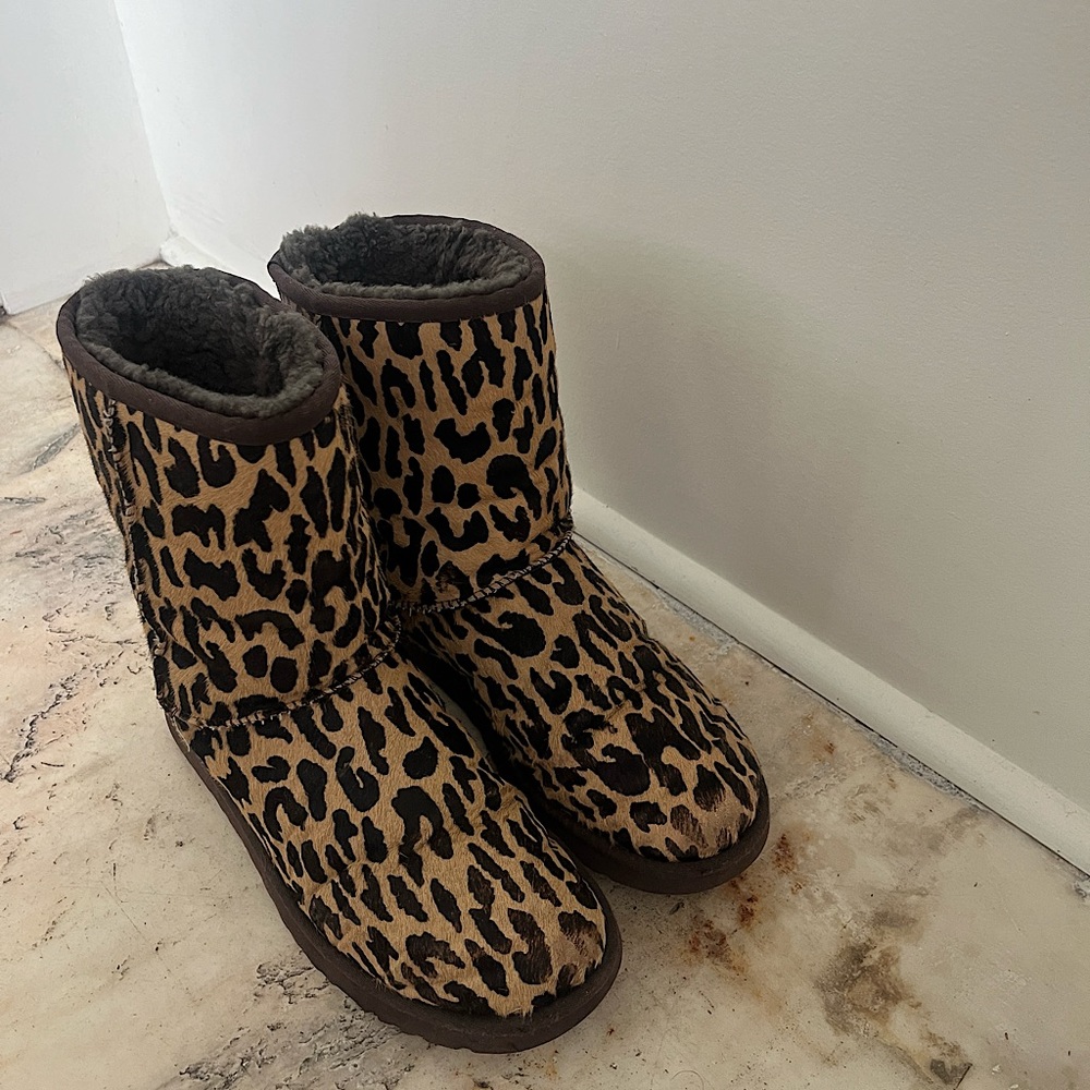 Rare Real Fur Uggs cheetah print